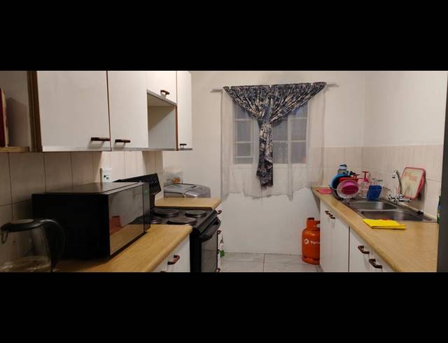 3 BEDROOM TOWNHOUSE FOR SALE IN BEYERS PARK